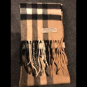 Burberry Cashmere Scarf (Authentic)
